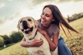 愛犬は飼い主に気を…の画像
